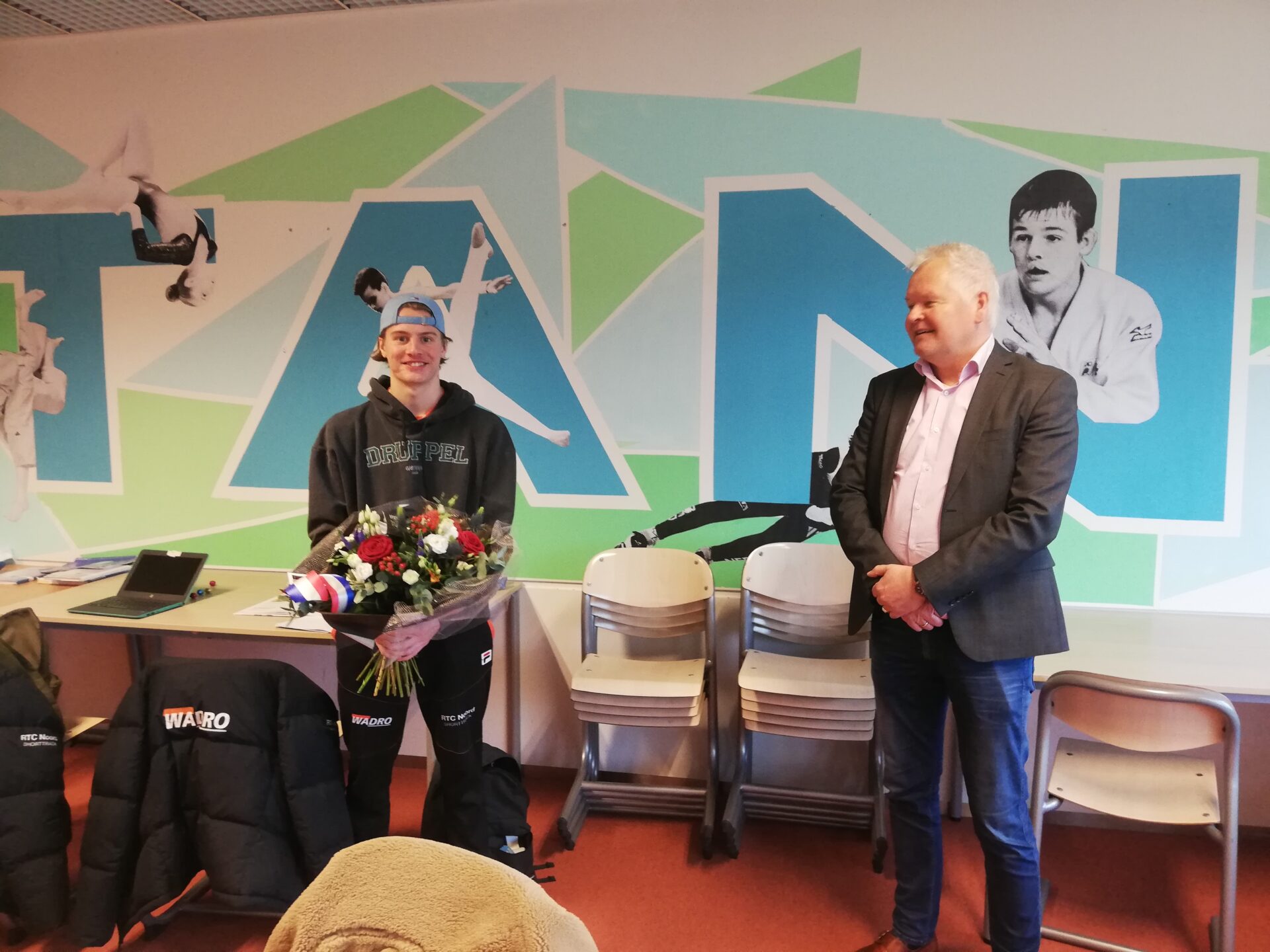 Jens van ‘t Wout gehuldigd OSG Sevenwolden Jens van ‘t Wout gehuldigd OSG Sevenwolden